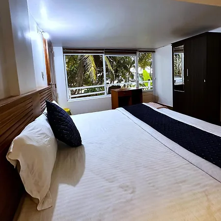 White Shell Beach House-2