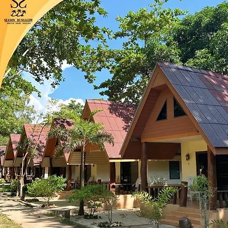 Season Bungalow-3