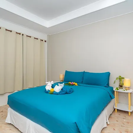 Lanta Beachfront Resort-3