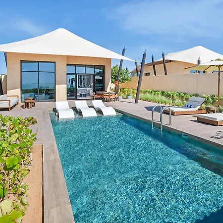 Bab Al Nojoum Hudayriyat Villas-3