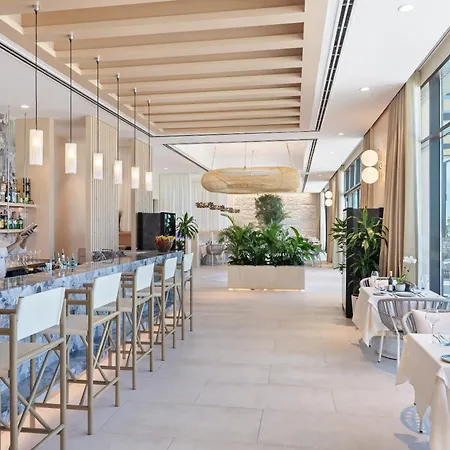 Bab Al Nojoum Hudayriyat Villas-2