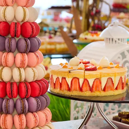 The Ritz-Carlton Abu Dhabi, Grand Canal-2