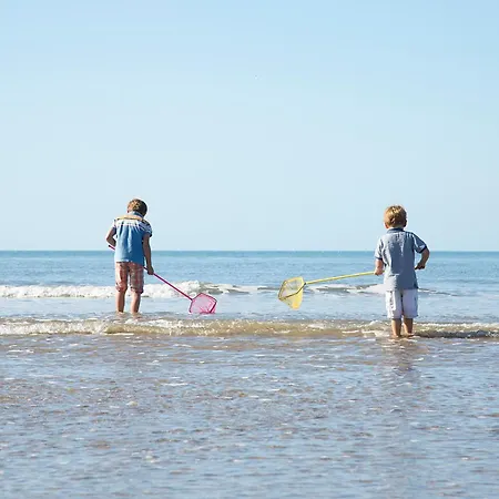 Barmouth Bay Holiday Park By Away Resorts-2