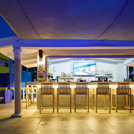 Merakii Seaview Escape Curacao-3