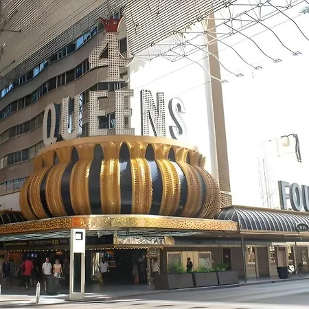 Four Queens Hotel & Casino-3
