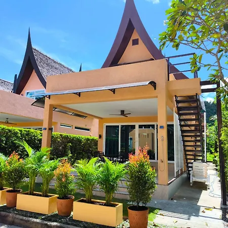 Blue Haven Bay Villas And Resort Apartments-3