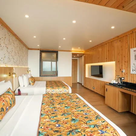 Summit Grand Resort & Spa-2