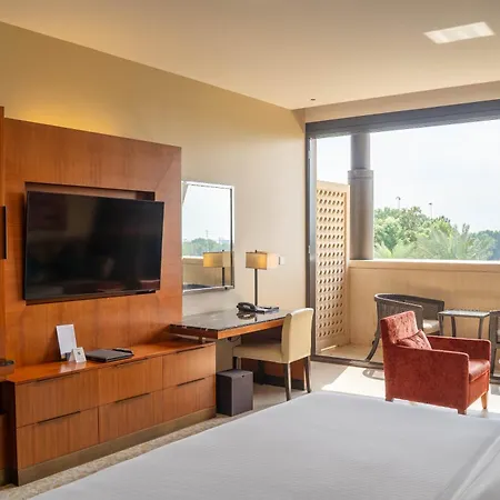 Vogo Abu Dhabi Golf Resort & Spa-2