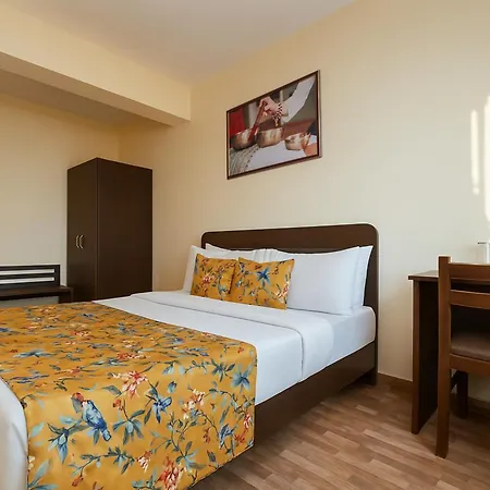Summit Namnang Courtyard & Spa 5 Mins Walk To Mg Marg-3