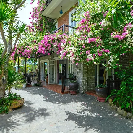 Ancient Garden Boutique Hoi An-2