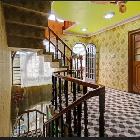 Hotel Nishat Lake View Resorts Srinagar-3