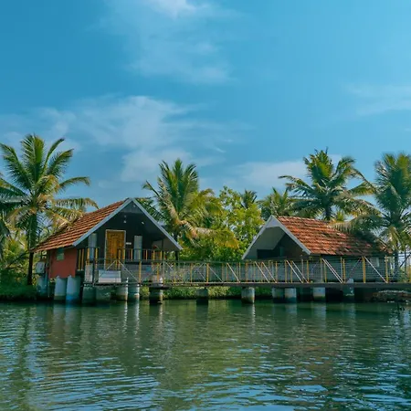 Munroe Island Lake Resort-2