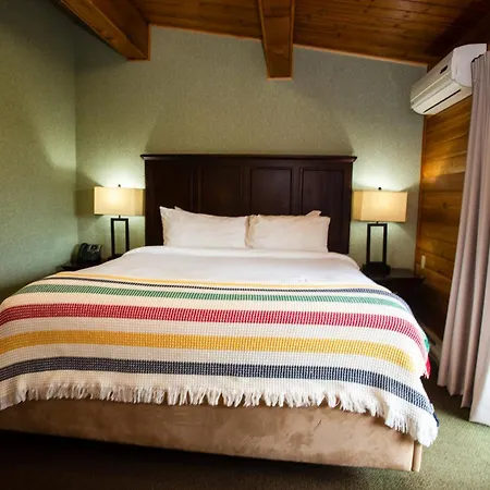 Oakwood Resort-3