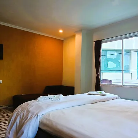 Hotel Coral Digha With Swimming Pool-3