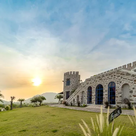Maya Luxury The Quila Udaipur-3