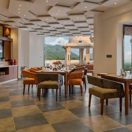 Traavista Aravali Mahal - Luxury Lake View Heritage Resort In Udaipur-2