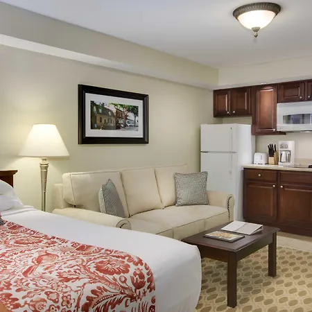 Bluegreen Vacations Patrick Henry Square, An Ascend Collection Resort-3