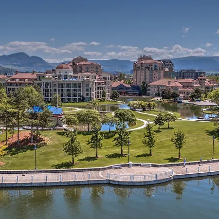 Delta Hotels By Marriott Grand Okanagan Resort-2