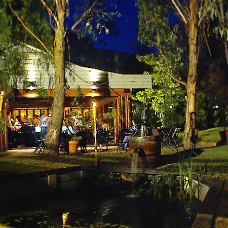 Hunter Valley Resort, Hunter Farm Adventure Centre & 4 Pines At The Farm-3