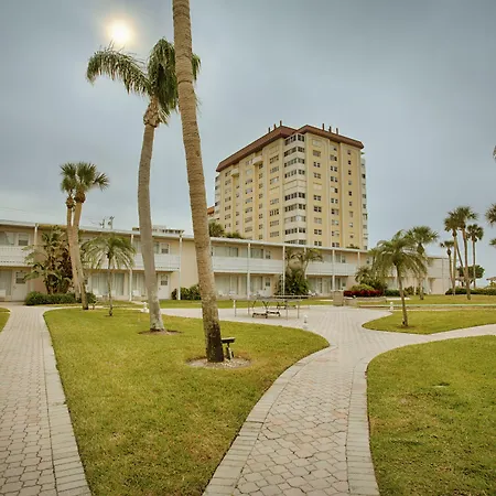 Sandcastle Resort At Lido Beach-3