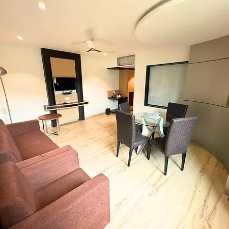 Picaddle The Luxury Boutique Hotel-3