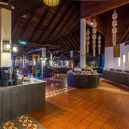 Phi Phi Holiday Resort, Leam Tong Beach-3
