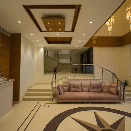 Alpine Holiday Inn Kufri-2