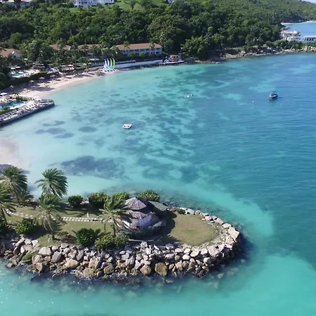 Blue Waters Resort And Spa-2