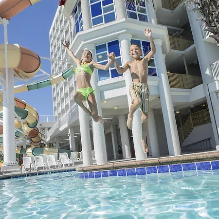 Crown Reef Beach Resort And Waterpark-2