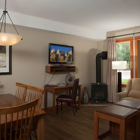 Lodges At Canmore-2