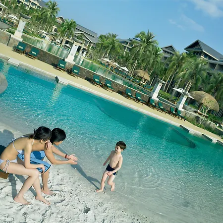 Hilton Sanya Yalong Bay Resort & Spa-3