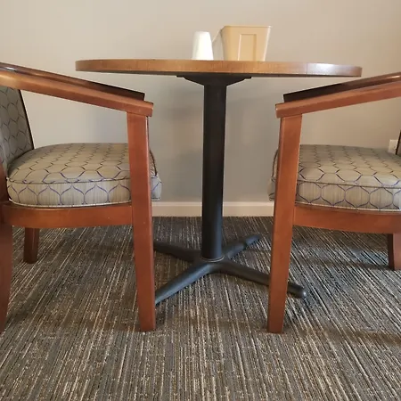 Hampton Village Inn-3