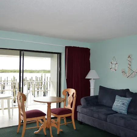 Dockside Inn & Resort-2