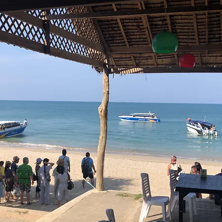 Lanta Seafront Resort-3
