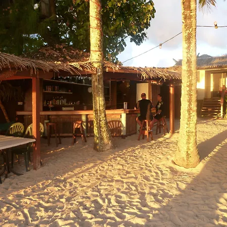 Castaway Resort-2
