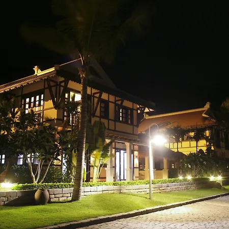 Son Tra Beach Resort & Spa Danang-2