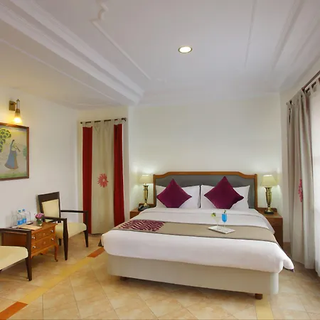 Marigold Sarovar Portico Shimla With Heated Pool And Ac Rooms-A Resort Cottage And Spa-2