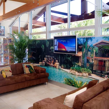 Ashmore Palms Holiday Village-2