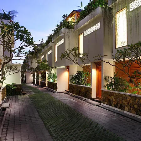 Villa Kayu Raja-3