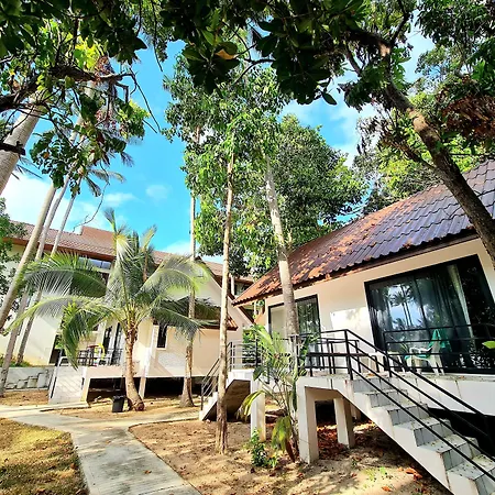 Astrococo Beach Resort By Coconut Beach-3