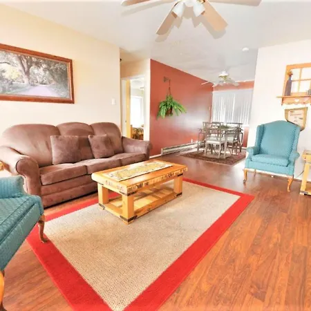 Pinecliff Village Resort-2