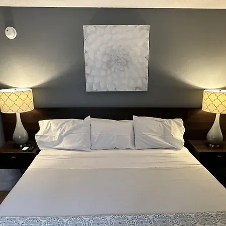 Caribbean Club Resort-3