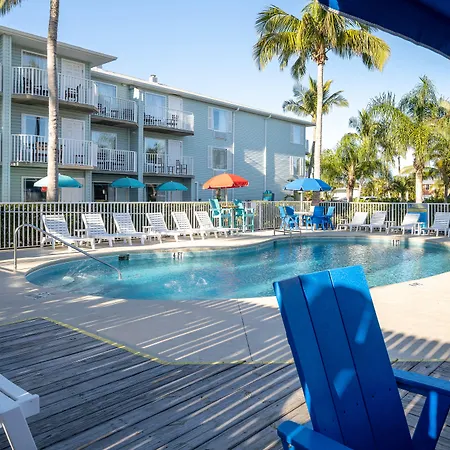 Capt Hirams Resort-2