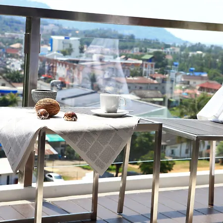 Lae Lay Suites-2