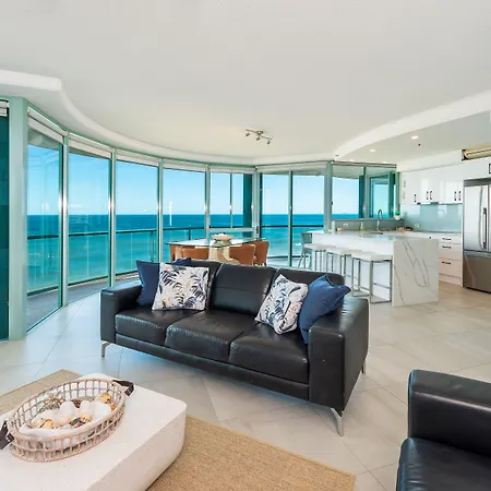 The Waterford On Main Beach-3