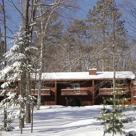 Lake Forest Resort-2