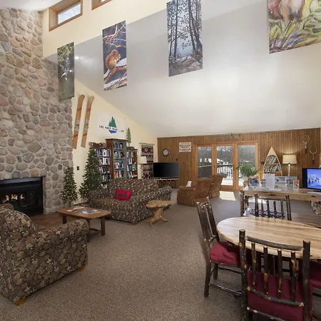 Lake Forest Resort-3
