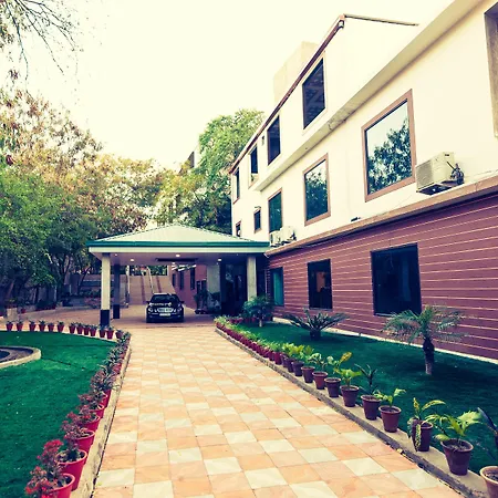 The Byke Boutique - Grassfield Resort - Pan India Pure Veg Hotel Chain-3