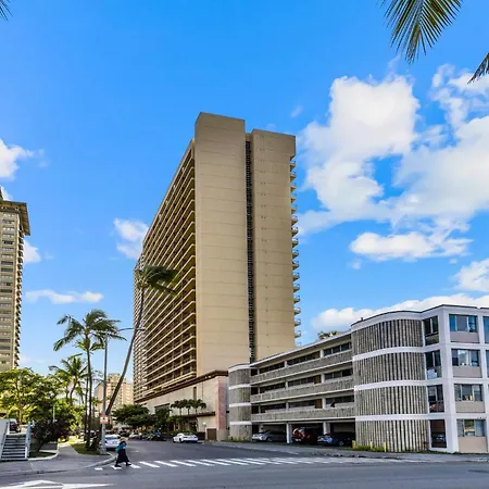 Wyndham Vacation Resorts Royal Garden At Waikiki-2
