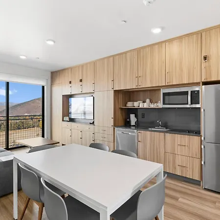 Canyon Haus-3